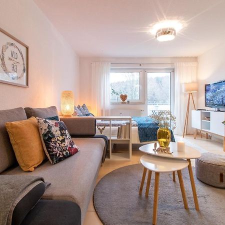 Modernes Apartment Im Gruenen I Balkon I Wlan I Stellplatz 슈바르첸베르크 외부 사진
