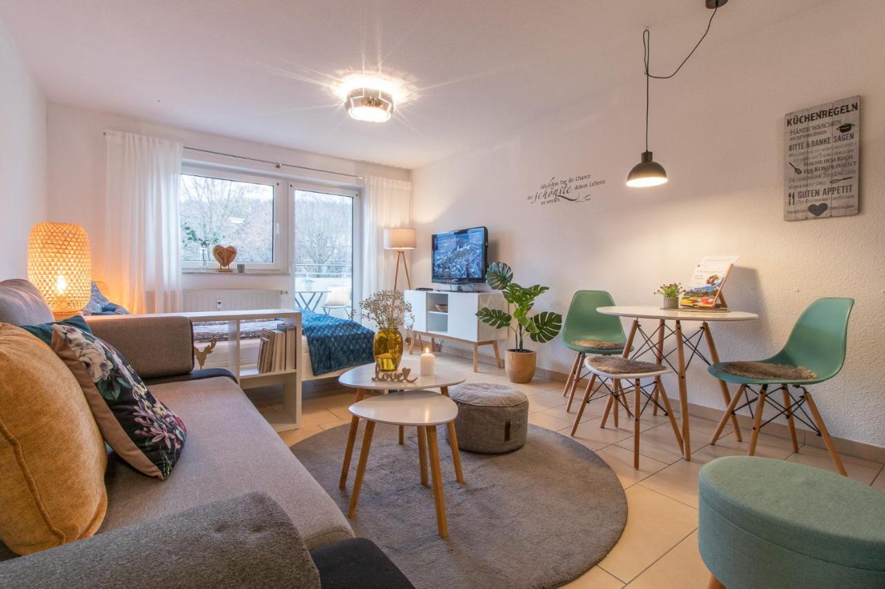 Modernes Apartment Im Gruenen I Balkon I Wlan I Stellplatz 슈바르첸베르크 외부 사진